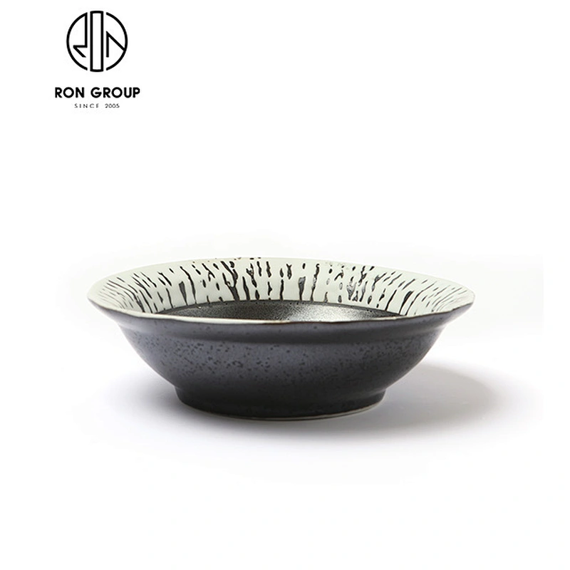 Wholesale Japanese style  dinnerware sets porcelain sauce bottle
