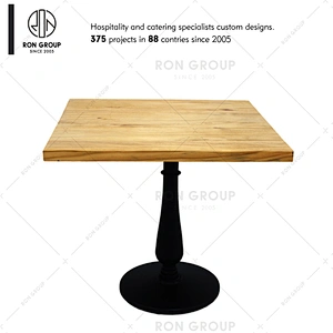 Durable 80*80 Size Solid Wood Restaurant Cafe Table