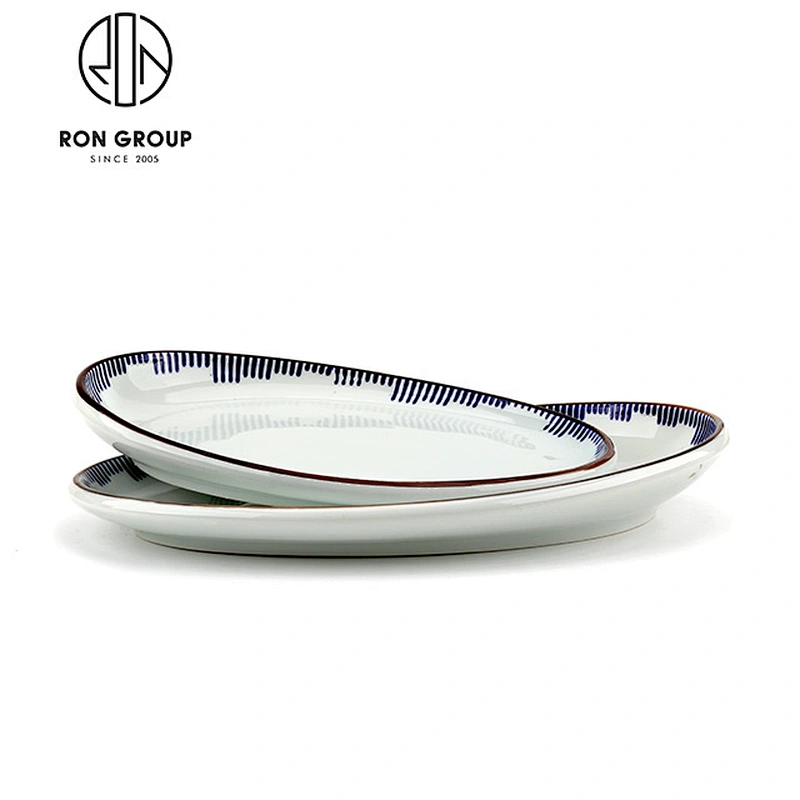 11 Inch Restaurant Triangle Shape Ceramic Salad Plate