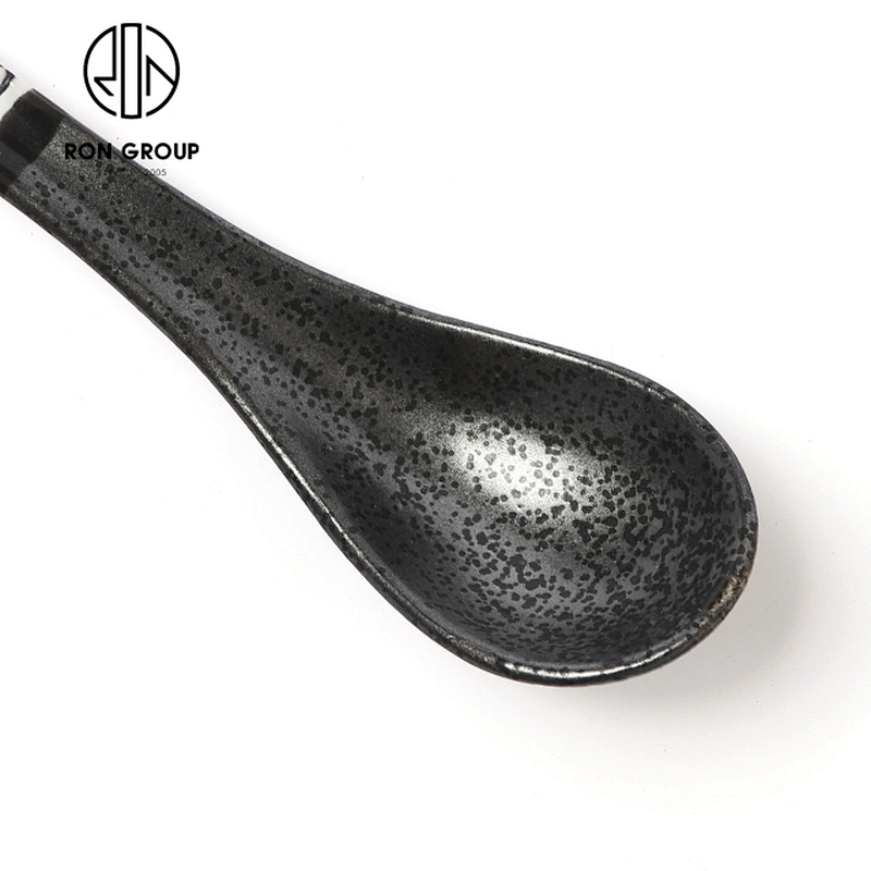 High-End Japanese Style Restaurant Dishware Reusable Ceramic Spoon