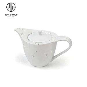 Factory Direct Heat Resistant Teapot White Porcelain Coffee Pot With Handle