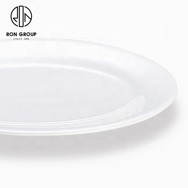 Customized White Ceramic Oval Fish Plate For Restaurant Dedicated