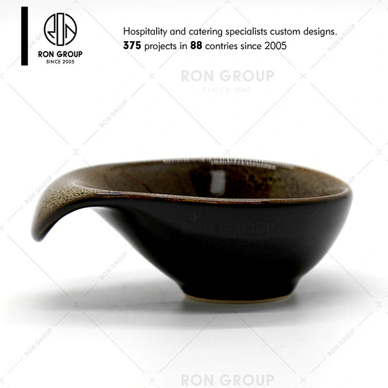 Sushi Restaurant Sushi Serving Boat Shaped Ceramic Plate
