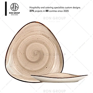 Wholesale Triangle Restaurant Dinner Dishes Plates