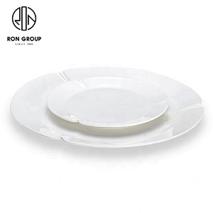 Novelty Design White Round Notched Disc For Restaurant And Hotel
