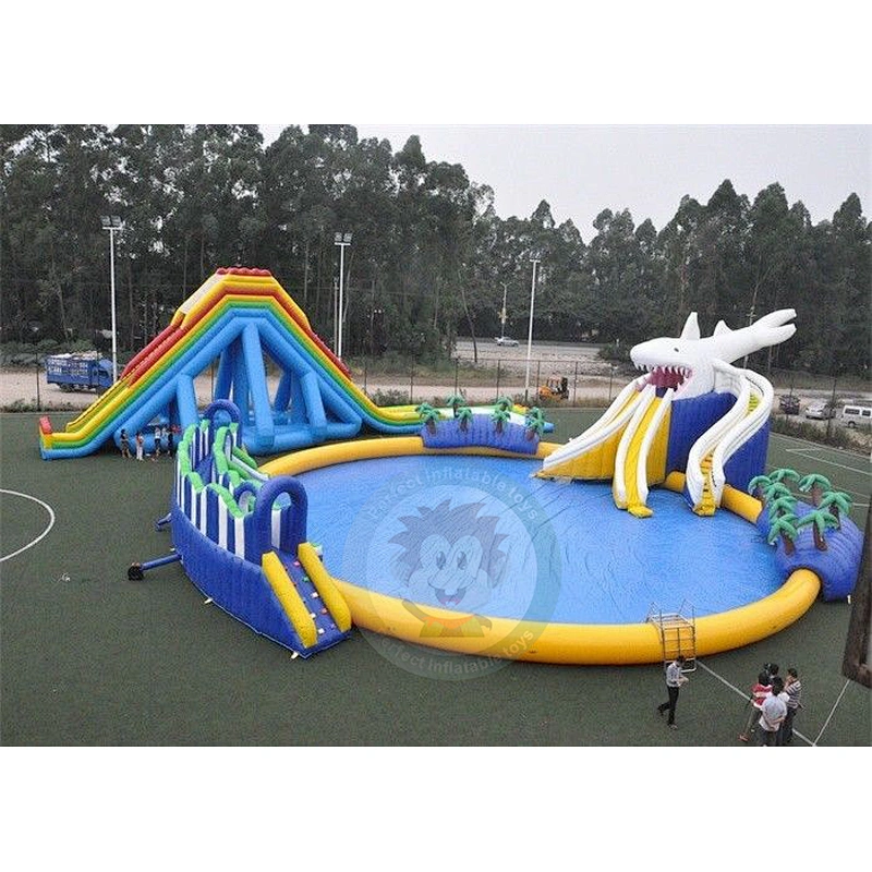 Outdoor Commercial Inflatable Plastic Water Slide With Giant Swimming Pool For Sale
