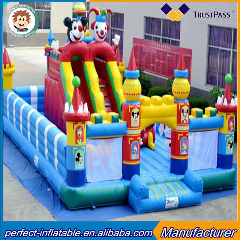 Hot sale inflatable bouncy Giant inflatable funny city made in china