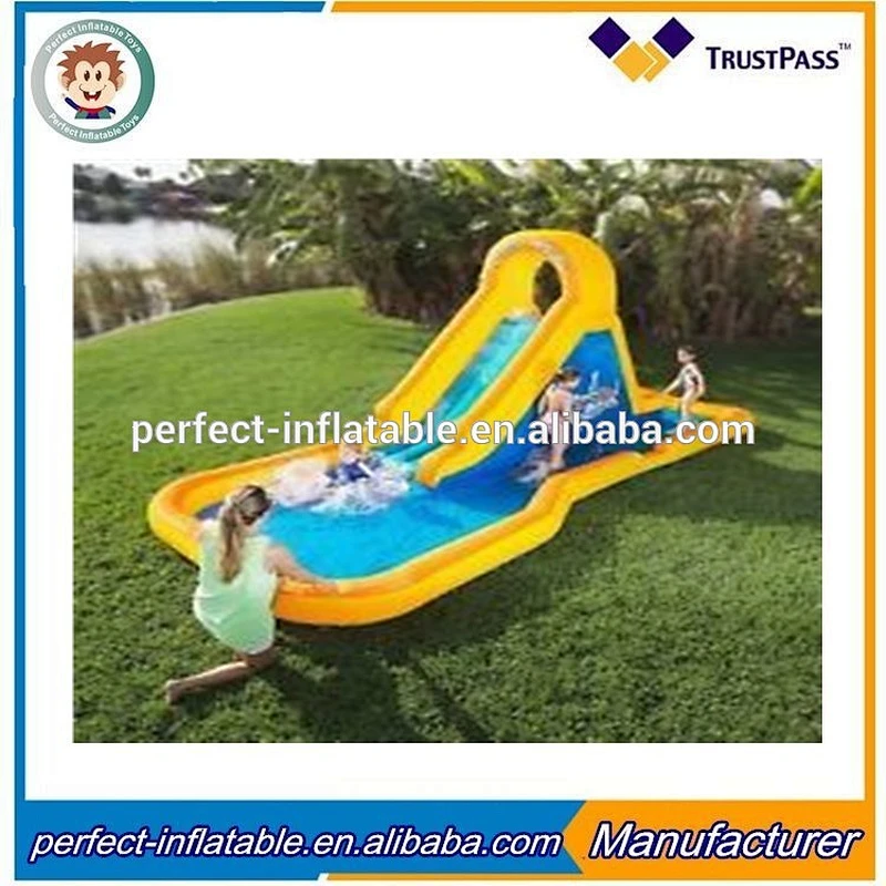 Children fun play backyard big inflatable water slides with water gun for sale