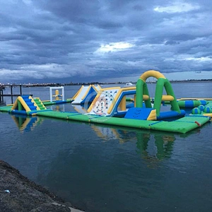 Commercial water park inflatable floating obstacle course