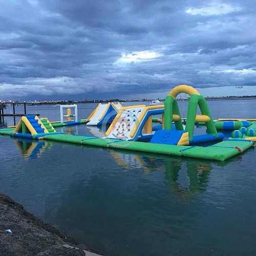 Commercial water park inflatable floating obstacle course