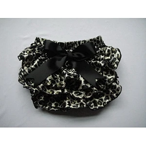 2018 Newest plain baby girl bloomers ruffle diaper cover satin floral print bloomers with bow