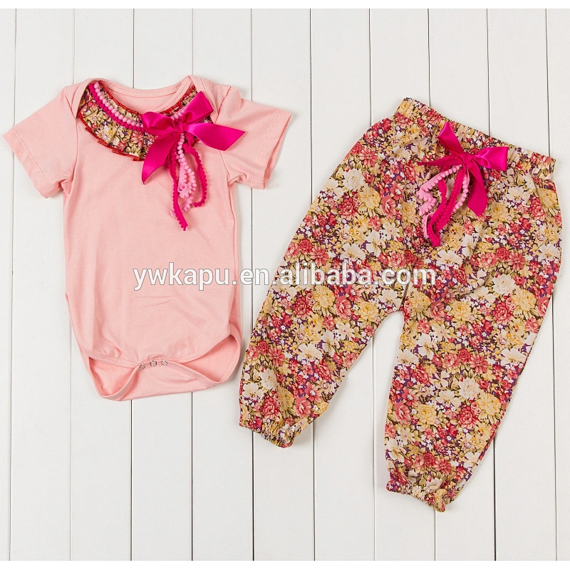 2018 Wholesale children boutique clothing,cute girl red polka dot romper set baby pompom bodysuit