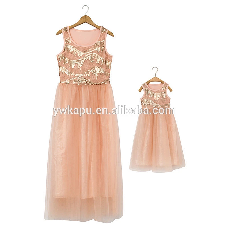 Hot sale same clothes for mother and daughter mother and daughter dress design baby and mommy clothes