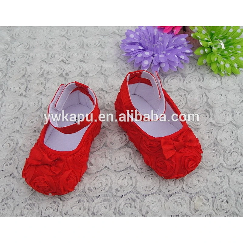 Wholesale new fashion satin soft sole baby shoes for sale
