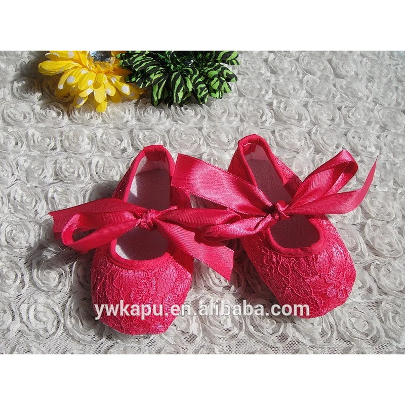 Wholesale newborn new design best price baby satin shoes in stock
