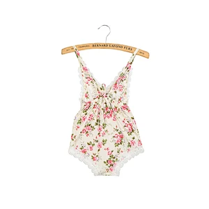 New products 2018 baby clothes vintage lace romper with high quality print