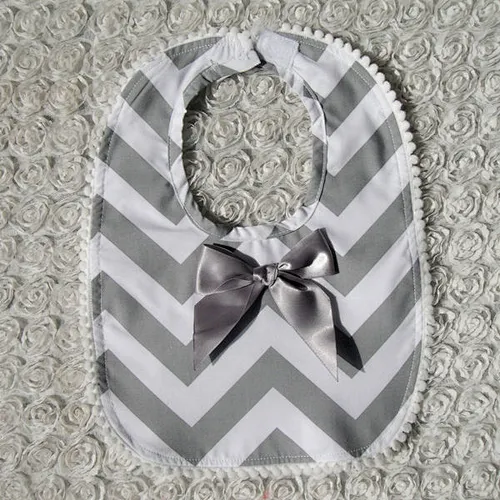 New arrival soft fancy baby bibs with snaps