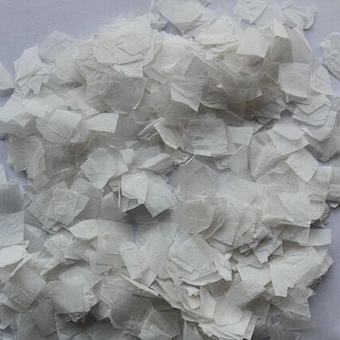 Good quality  2x2CM  white tissue and metallic streamer confetti paper