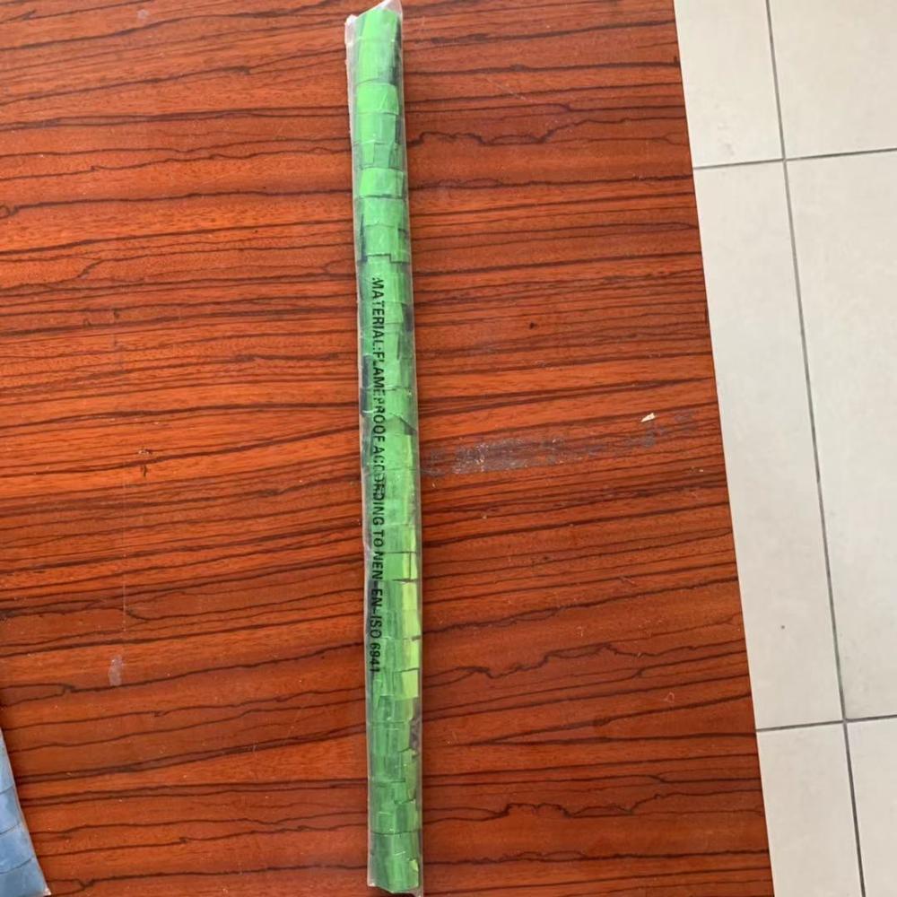 colorfast fireproof metallic double streamer- green