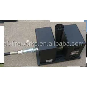 Programmable automatically rotating CO2 jet, DMX control, No noise.