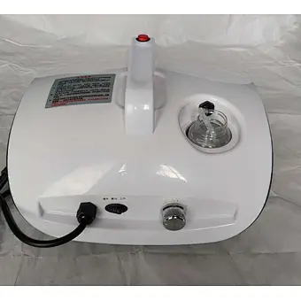 Small air purification and disinfection machineO in the car safety protection equipment.Disinfection air purification travel equ