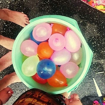 111pcs/Bunch Packing Out Door Games Latex Neon Magic Water Ballons Quick Fill Summer Toys Bomb Games Toy Party Water Balloons