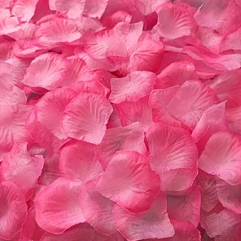 Amazon Hot Sell Artificial Rose Petals Satin Petals Silk Rose Petals For Wedding Decorations