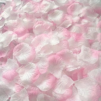 Amazon Hot Sell Artificial Rose Petals Satin Petals Silk Rose Petals For Wedding Decorations