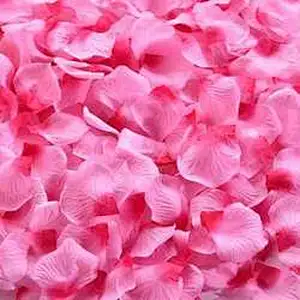 Amazon Hot Sell Artificial Rose Petals Satin Petals Silk Rose Petals For Wedding Decorations
