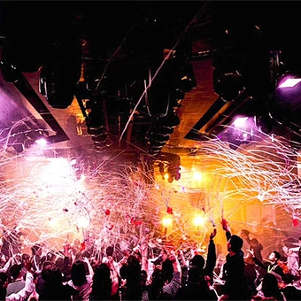 Spider Silk Confetti party streamers Magic hand held throw streamers hand throw streamers for birthday wedding graduation party