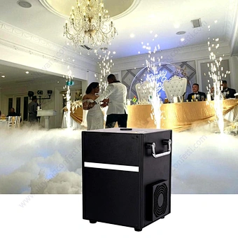 Dj Club Sparkler Firework Fountain Pyro 400w Battery Wedding Case Wireless Festival Stage Pyrotechnic Sparkle Cold Spark Machine