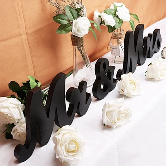 Table Prop Wooden Alphabet Letter Large Sign Miss Anniversary Party Valentine's Day Decor Creative Mr & Mrs Wedding Decoration