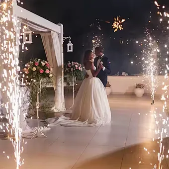 Fireworks Fountain Stage Decoration Party Wedding 1 small transmitter 4 firing units 1 flight case cold firework system set
