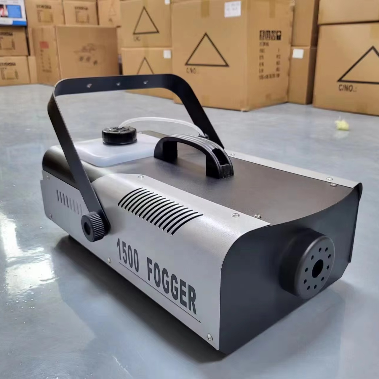1500W Halloween Dry Ice Fog Machine Wire Remote Control DJ for Party Stage for Halloween and Stage Performances