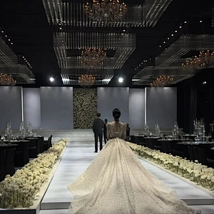 Festival party event stage floor white red wedding walkway aisle runner carpet roll for event wedding decoration