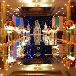 Reflective Floor Event Aisle Runner Rug Factory Exhibition Prop Luminous Golden Stage Decoration Wedding Mirror Carpet