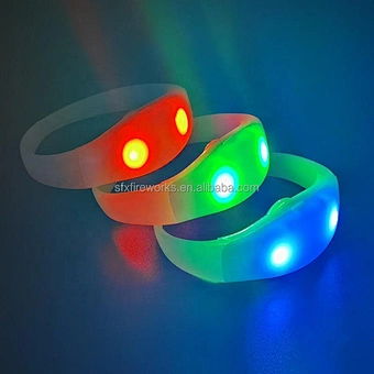 Radio Customized Event Bracelet Remote Control Light Up Timer Concert Flashing Programmable Dmx 4 Custom Logo Led Wristbands