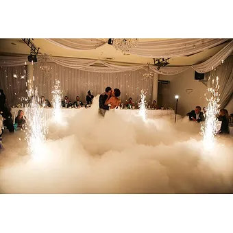 8 Cues Wireless Remote Control Fire Stage Fountain Fireworks Pyrotechnics Firing System Cold Pyro Machine For Wedding