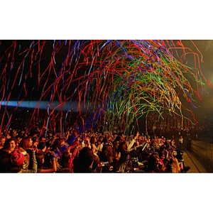 Remote Control Shooting Streamers Machine Compressed Air Confetti Cannon CO2 Gas Streamers Guns Wedding Party DJ 10-15 Meter