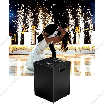 Chinese Wholesale Cold Fountain Indoor Sparklers Fireworks Machine Firing System Price