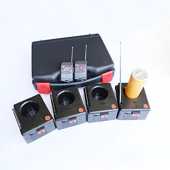 Party Stage Fountain Effect New Remote Control 4 Cue Cold Pyro Machine Receiver Wedding Machine Wireless Fireworks Firing System