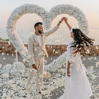 Heart Shape Silk Rose Valentine Day Proposal Marriage Runners Backdrop Wedding Birthday Decoration Artificial Wedding Flower Arc