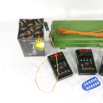 CE Certificate 4 to 24 Cues 150-300m Wireless Fireworks Firing System for Christmas Fireworks Show