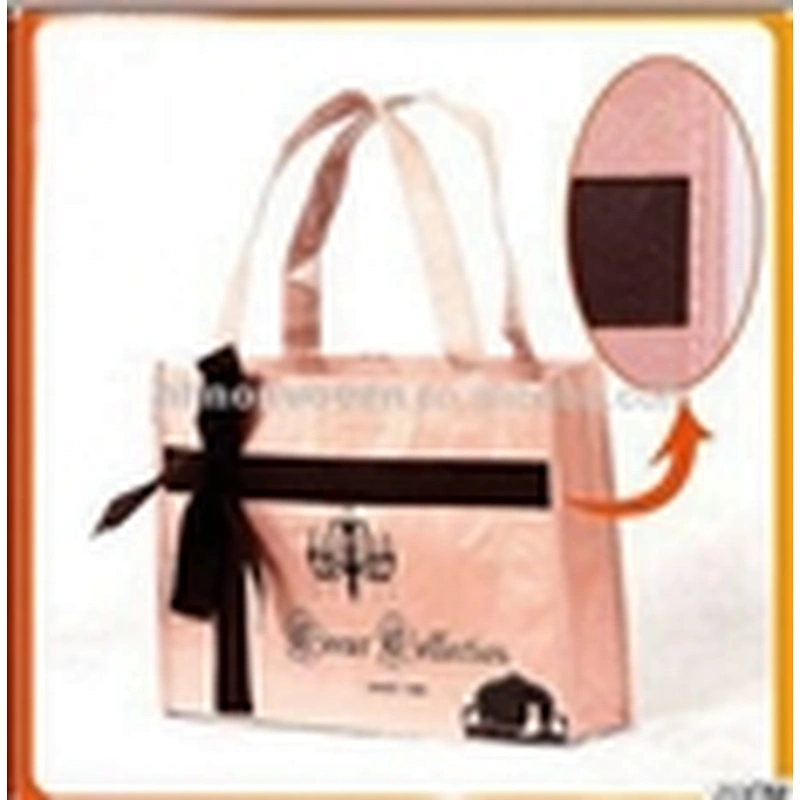 Customized kraft paper bag with your logo from Chinese factory