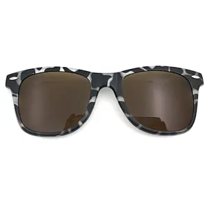 very nice model clip on eyewear