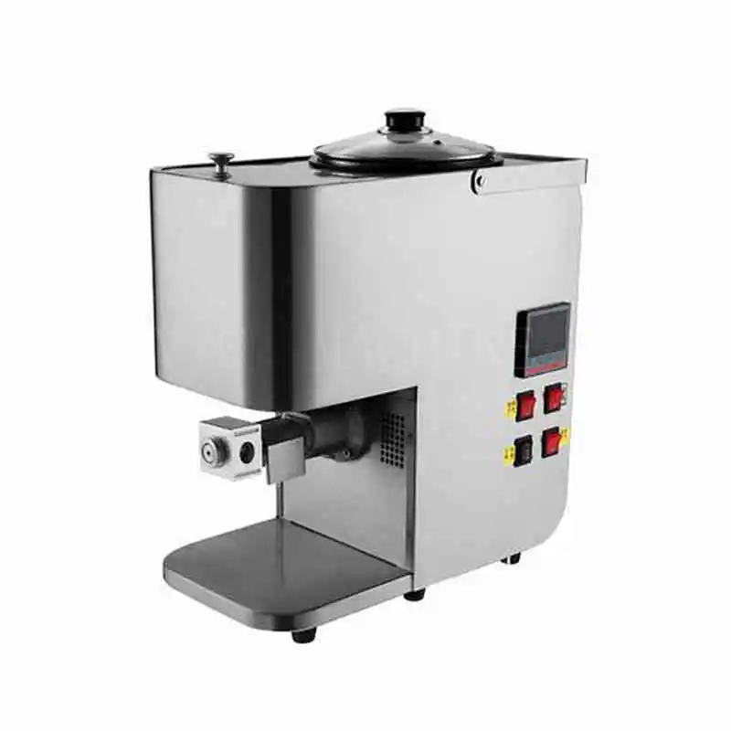 New developed family use mini oil press with roaster