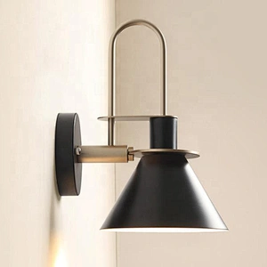 Metal Macaron Industrial Wind Horn Wall Lamp LED Bedroom Bedside Bbar Decorative Wall Lamp
