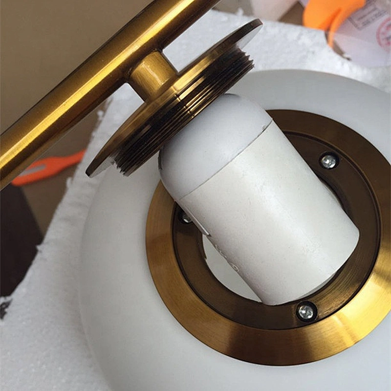 Tonghua New Nordic Morden Loft Glass Metal Wall Lamp with Warm Light in Hotel Corridor