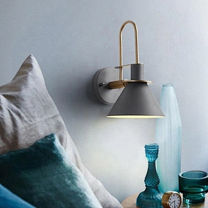 Metal Macaron Industrial Wind Horn Wall Lamp LED Bedroom Bedside Bbar Decorative Wall Lamp