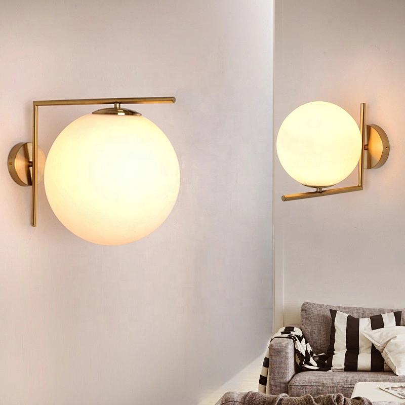 Tonghua New Nordic Morden Loft Glass Metal Wall Lamp with Warm Light in Hotel Corridor